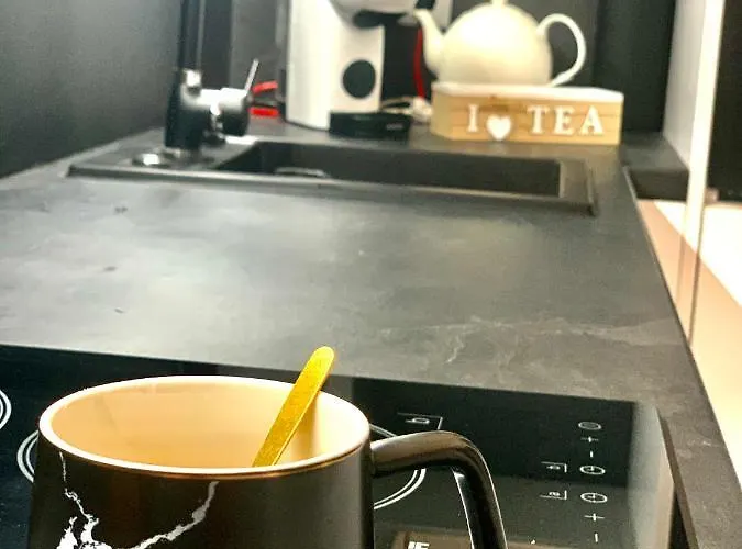 Asitad Deluxe アパート ルセ