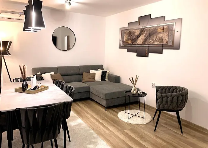 Asitad Deluxe רוסה